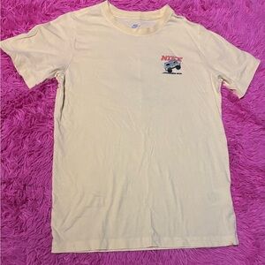 Nike Sportswear Sole Rally LBR Tee-Yellow